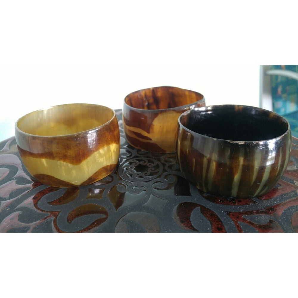 đšâď¸ African bone bracelets - Picture 4 of 8